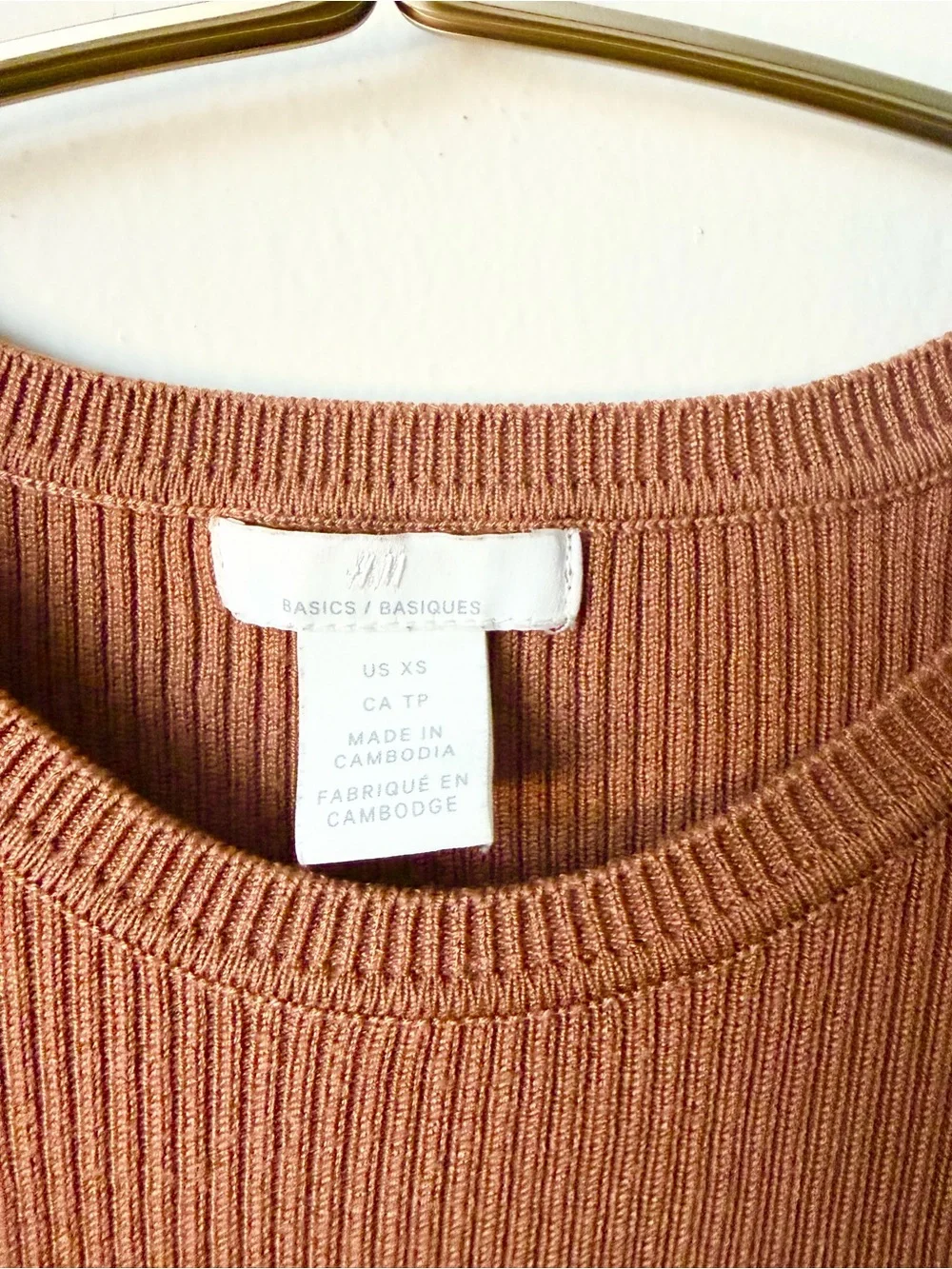H&M Ribbed Short Sleeve Tee in Rust - Picture 2 of 3